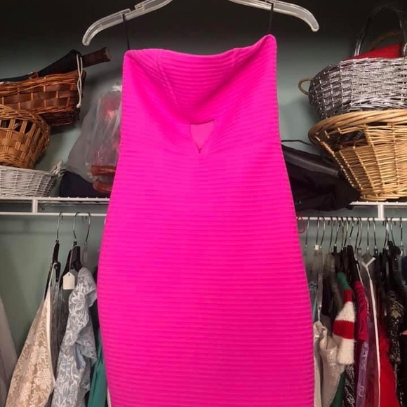 Size 0 express pink cocktail dress - Picture 3 of 3